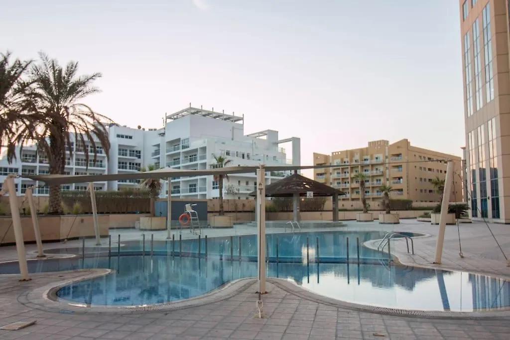 Ideal For Families -Close To All Amenities! Dubai