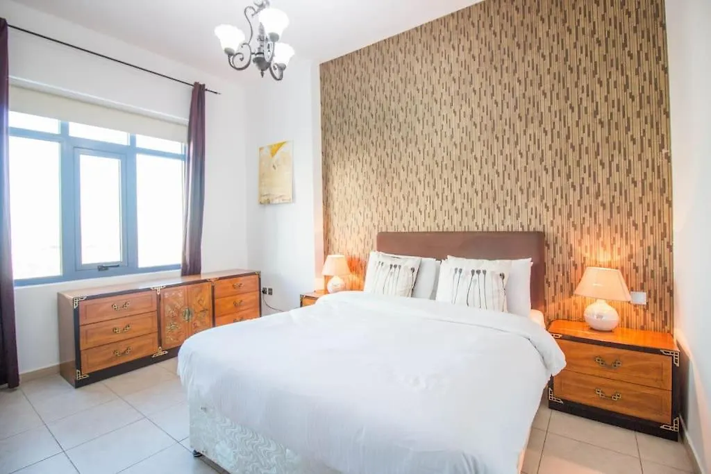Ideal For Families -Close To All Amenities! Dubai Apartment
